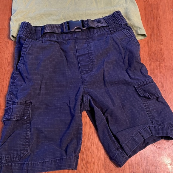 Truckee, California T-shirt, and Gymboree shorts - Picture 4 of 6